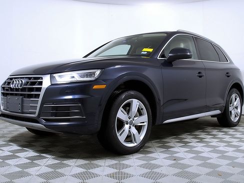 Used 2018 Audi Q5 2.0T Premium Plus w/ Premium Plus Package image 2