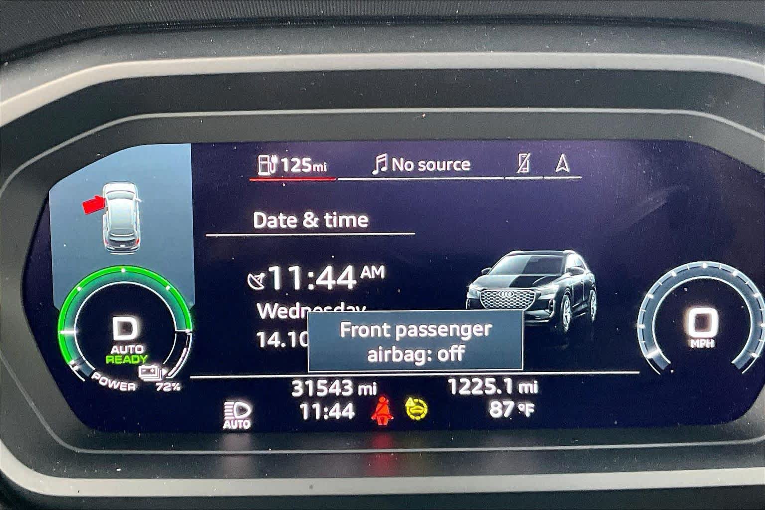 Used 2023 Audi Q4 e-tron Premium Plus w/ Premium Plus RWD image 24