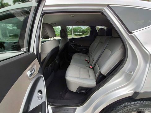 Used 2013 Hyundai Santa Fe Sport image 10