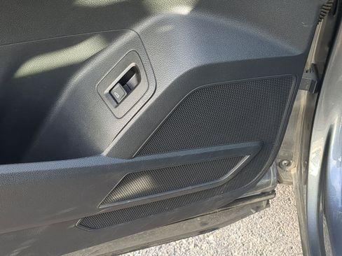 Used 2021 Volkswagen Atlas Cross Sport SEL image 15