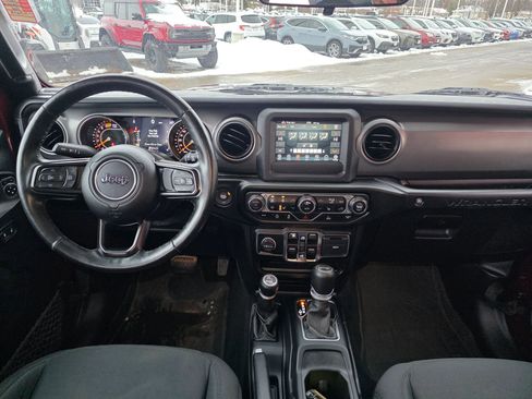 Used 2021 Jeep Wrangler Unlimited Sport image 11