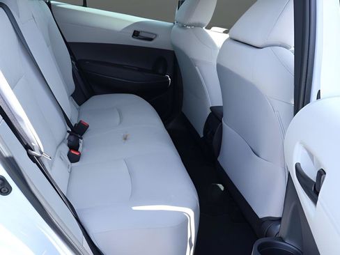 Used 2023 Toyota Corolla Cross L AWD/4WD image 19