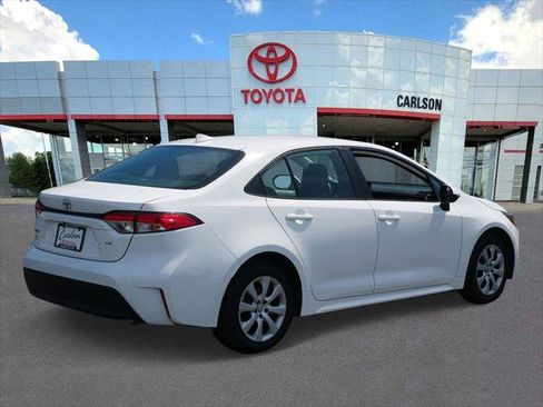 Certified 2024 Toyota Corolla LE FWD image 5