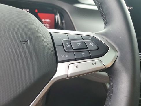Used 2024 Volkswagen Atlas Peak Edition SE AWD/4WD image 25