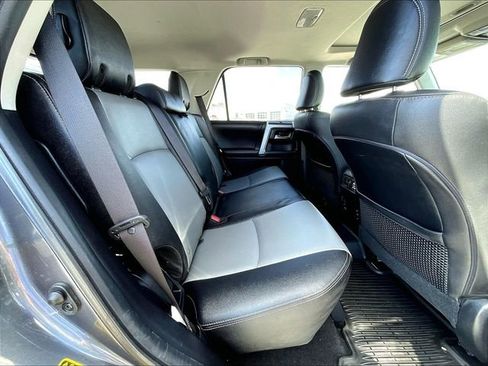 Used 2019 Toyota 4Runner SR5 Premium image 16