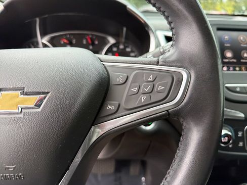 Used 2021 Chevrolet Equinox LT AWD/4WD image 21