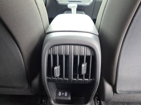 Used 2024 Hyundai Kona SEL AWD/4WD image 28