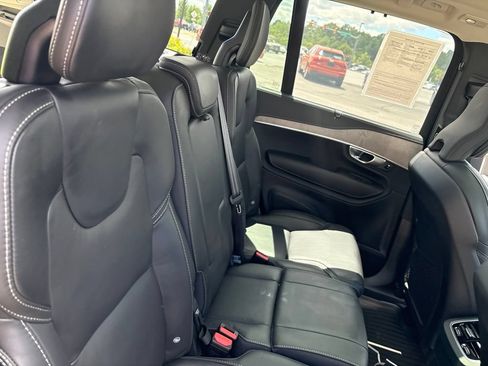 Certified 2024 Volvo XC90 B6 Ultimate w/ Protection Package Premier AWD/4WD image 32