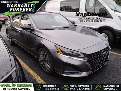 Used 2024 Nissan Altima 2.5 SV