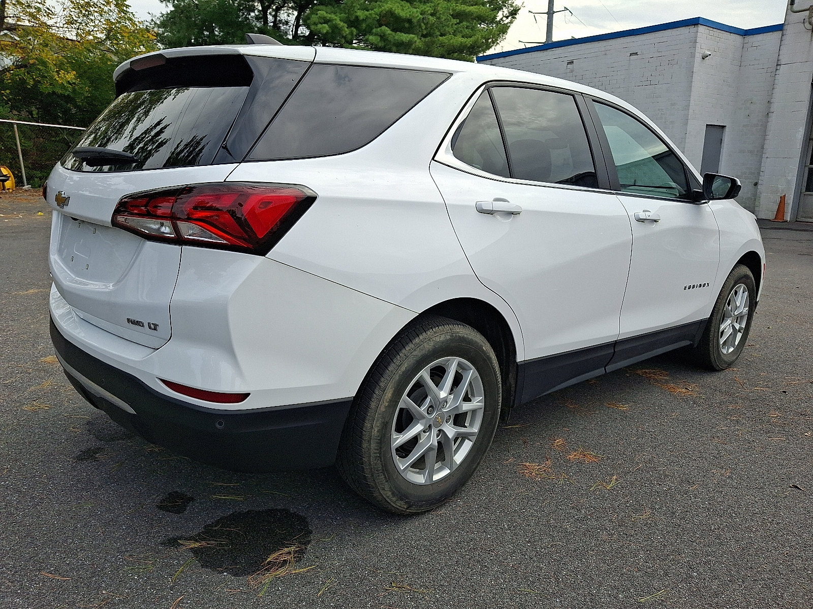 Certified 2024 Chevrolet Equinox LT AWD/4WD image 7