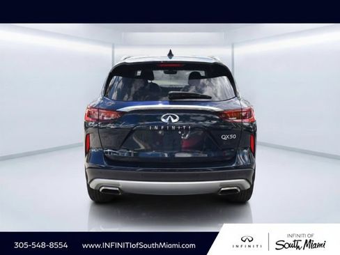 Used 2023 INFINITI QX50 Luxe w/ Accent Package FWD image 5