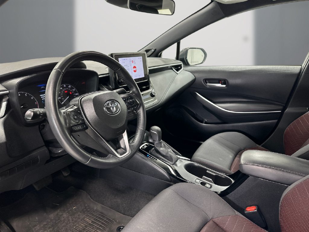Used 2023 Toyota Corolla SE w/ SE Premium Package FWD image 13