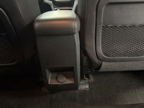 Used 2017 GMC Terrain SLE image 26