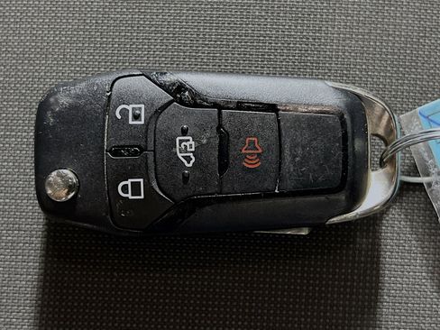 Used 2023 Ford Transit 350 XLT image 33