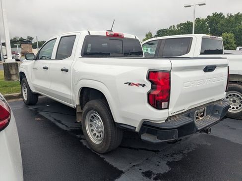 Used 2025 Chevrolet Colorado W/T w/ Advanced Trailering Package AWD/4WD image 4