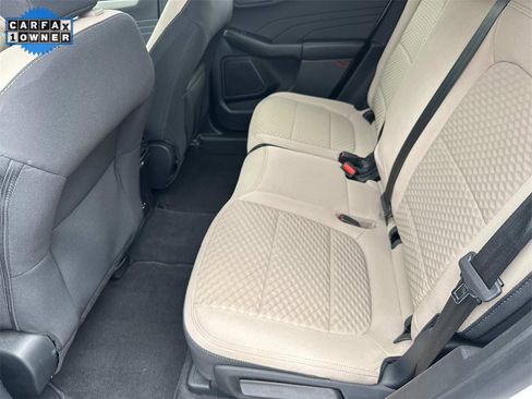 Used 2021 Ford Escape SE w/ SE Sport Appearance Package image 15