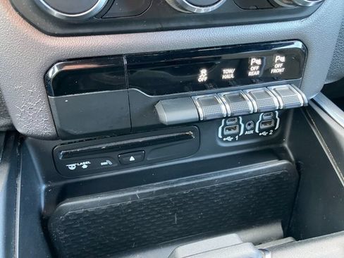 Used 2019 RAM 1500 Big Horn image 21