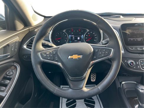 Used 2017 Chevrolet Malibu Premier w/ Premier Sun and Wheel Package image 14