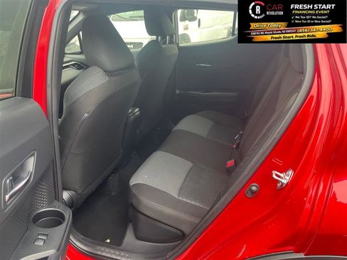 Used 2022 Toyota C-HR Nightshade image 27