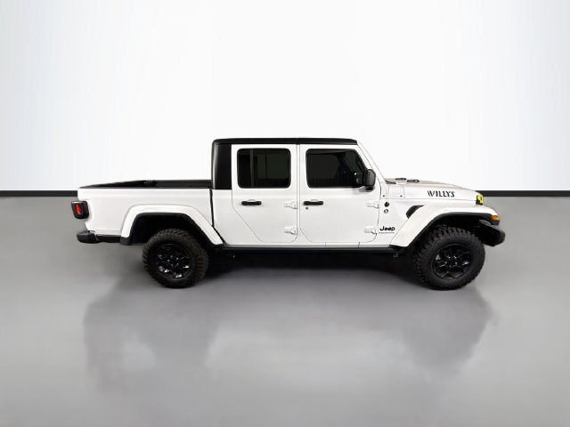 Used 2023 Jeep Gladiator Sport AWD/4WD image 8