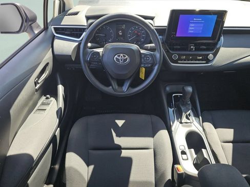Used 2024 Toyota Corolla LE FWD image 4