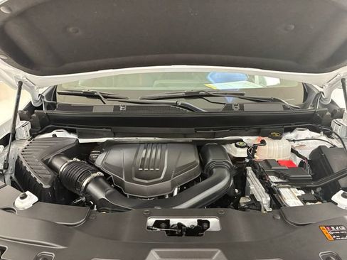 Certified 2025 Chevrolet Traverse RS AWD/4WD image 11