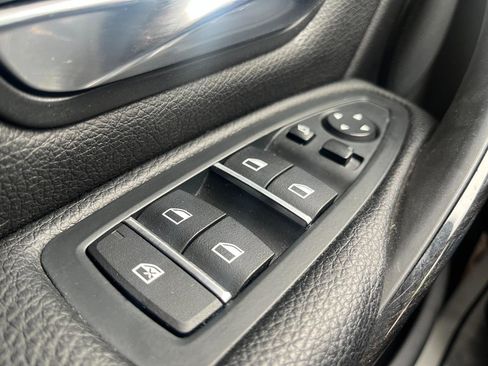 Used 2017 BMW 330i xDrive Sedan image 27