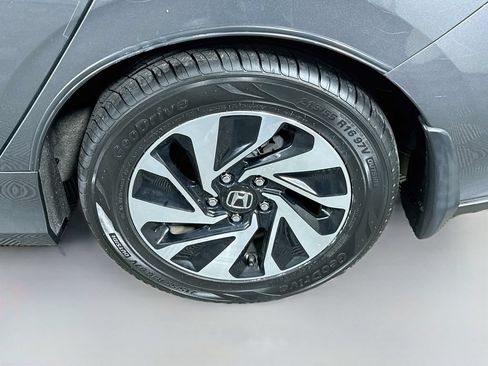 Used 2019 Honda Civic LX image 32