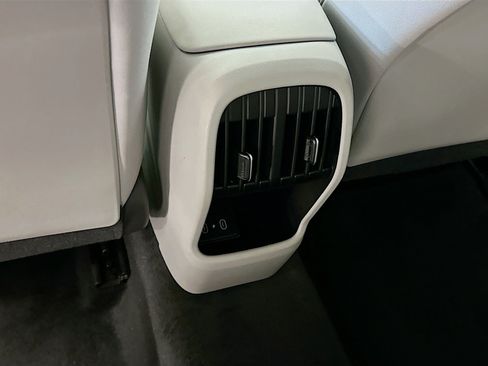 Used 2025 Hyundai Kona SEL image 27