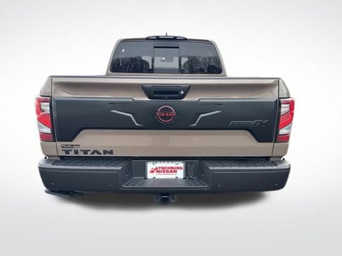 Used 2023 Nissan Titan PRO-4X w/ Pro-4x Convenience Package image 4