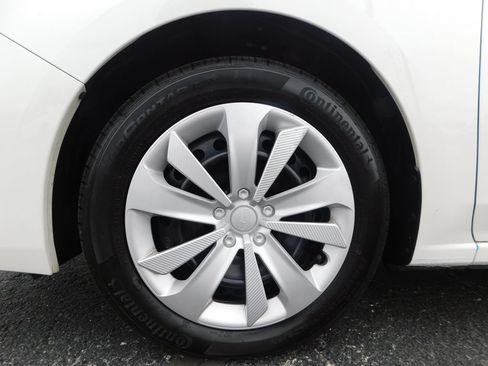 Used 2023 Subaru Impreza 2.0i AWD/4WD image 10