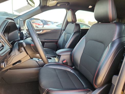 Used 2025 Ford Escape ST-Line FWD image 13
