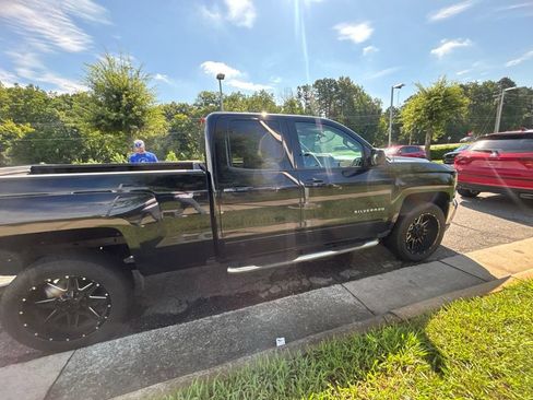 Used 2017 Chevrolet Silverado 1500 LT w/ All Star Edition AWD/4WD image 12