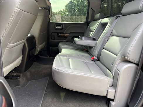 Used 2017 GMC Sierra 1500 SLT w/ SLT Premium Package AWD/4WD image 16