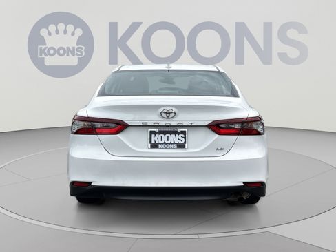 Used 2024 Toyota Camry LE FWD image 5