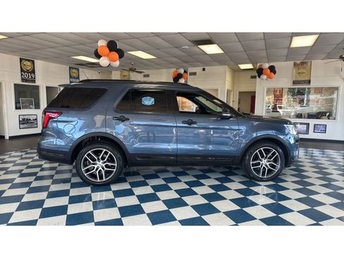 Used 2018 Ford Explorer Sport w/ Equipment Group 401A image 8