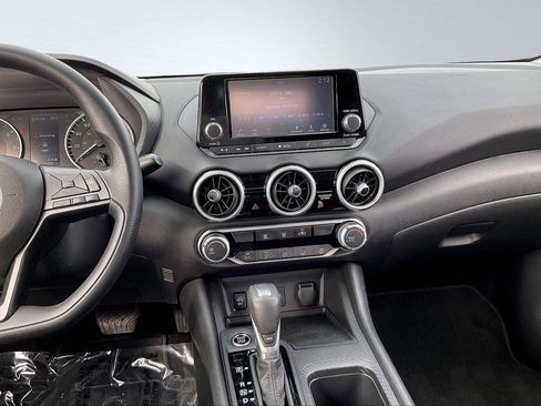 Certified 2025 Nissan Sentra S image 7