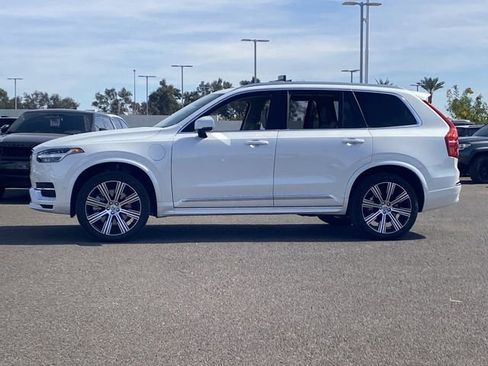 New 2025 Volvo XC90 T8 Ultra w/ Protection Package Premier image 10