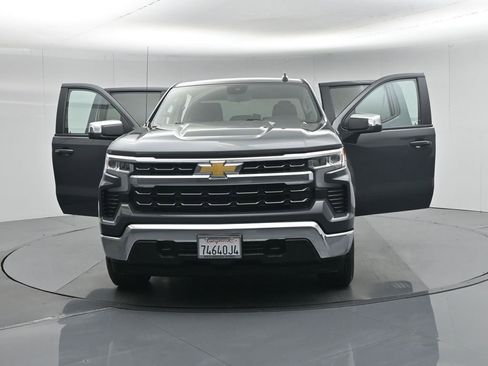 Used 2025 Chevrolet Silverado 1500 LT image 37