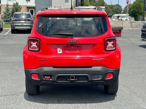 Used 2016 Jeep Renegade Trailhawk AWD/4WD image 6