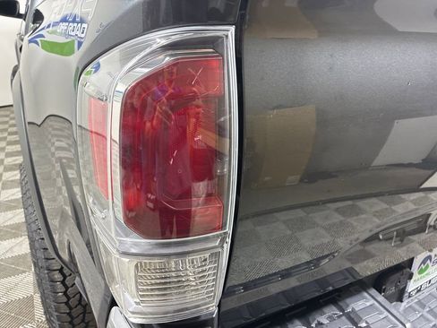 Used 2023 Toyota Tacoma TRD Off-Road AWD/4WD image 8