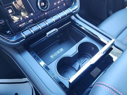 New 2026 GMC Yukon XL AT4 Ultimate image 36