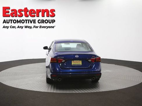 Used 2024 Nissan Altima 2.5 SR w/ SR Premium Package FWD image 37