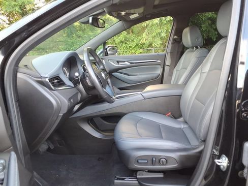 Certified 2024 Buick Enclave Essence w/ Experience Buick Package FWD image 8