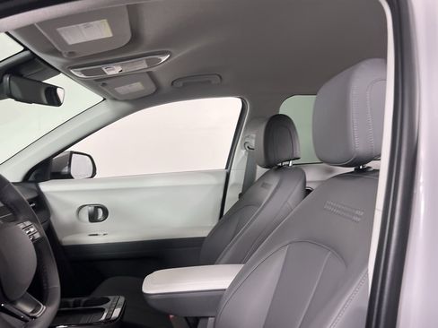 Used 2025 Hyundai Ioniq 5 SEL image 23