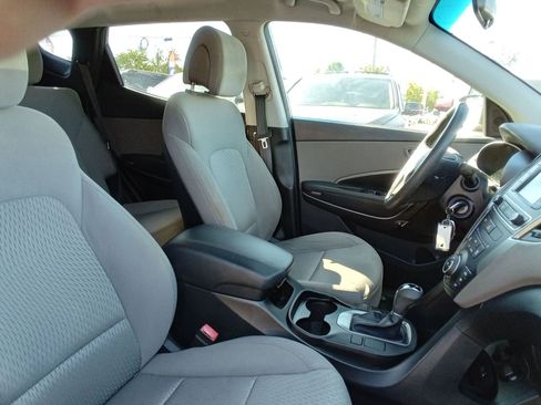 Used 2018 Hyundai Santa Fe Sport FWD image 19