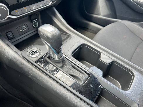 Used 2025 Nissan Sentra S FWD image 23