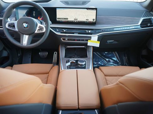 New 2026 BMW X5 xDrive40i w/ M Sport Package image 14