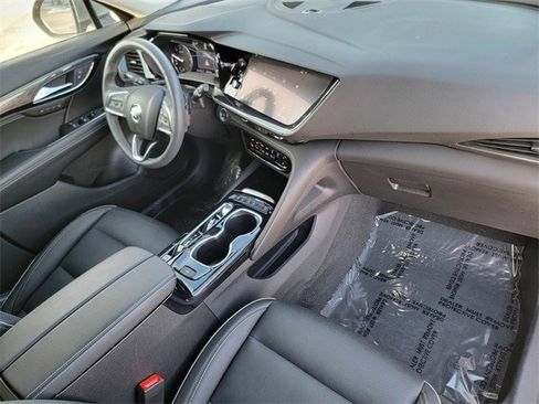 Used 2023 Buick Envision Essence image 25