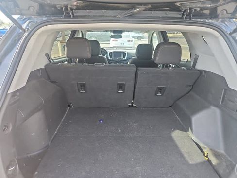 Used 2021 GMC Terrain SLE w/ Driver Convenience Package FWD image 8